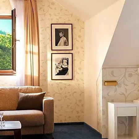 Savoy Spindleruv Mlyn Szálloda Bedřichov