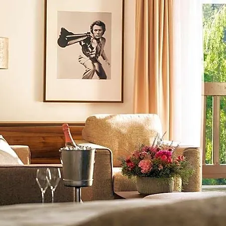 Savoy Spindleruv Mlyn فندق Bedřichov